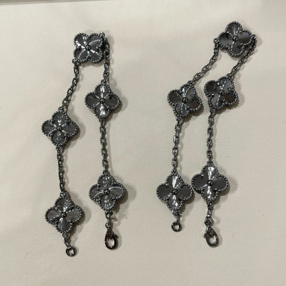 [AuraEcho]CLOVER 5 MOTIF BLACK BRACELET