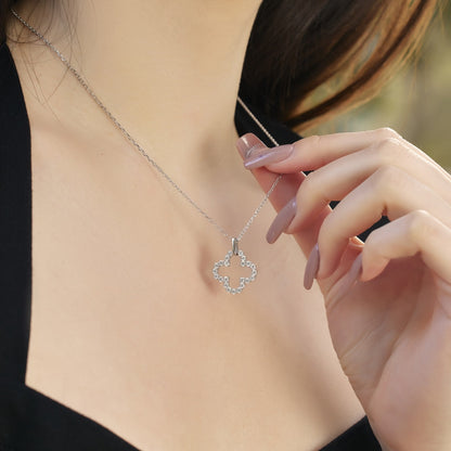 [AuraEcho]Four-Leaf Clover Hollow Design Exquisite Necklace