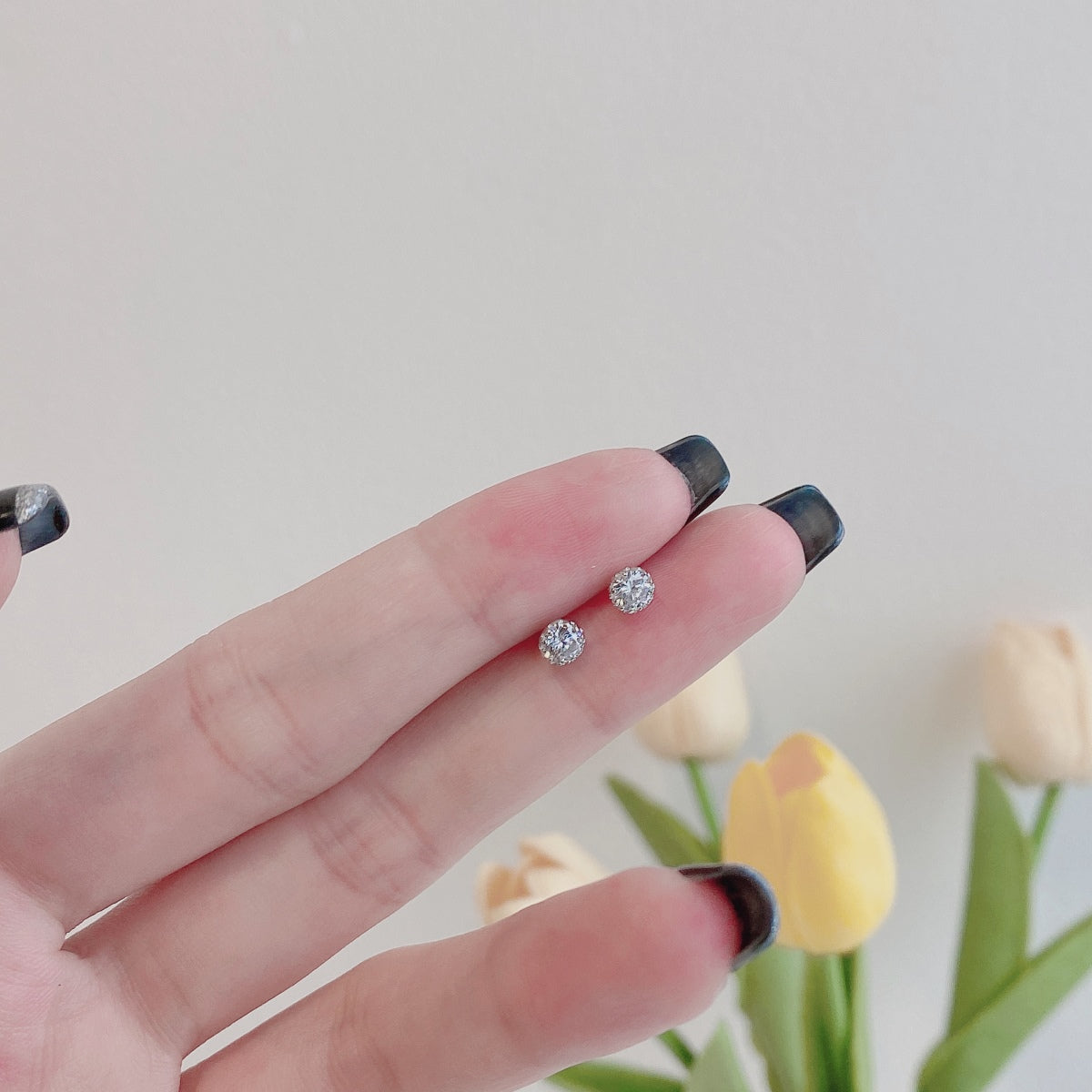 [AuraEcho]Sparkling Colorful Round Shape Earrings