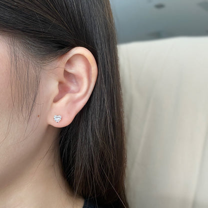 [AuraEcho]Sparkling Heart Shaped Simple Earrings