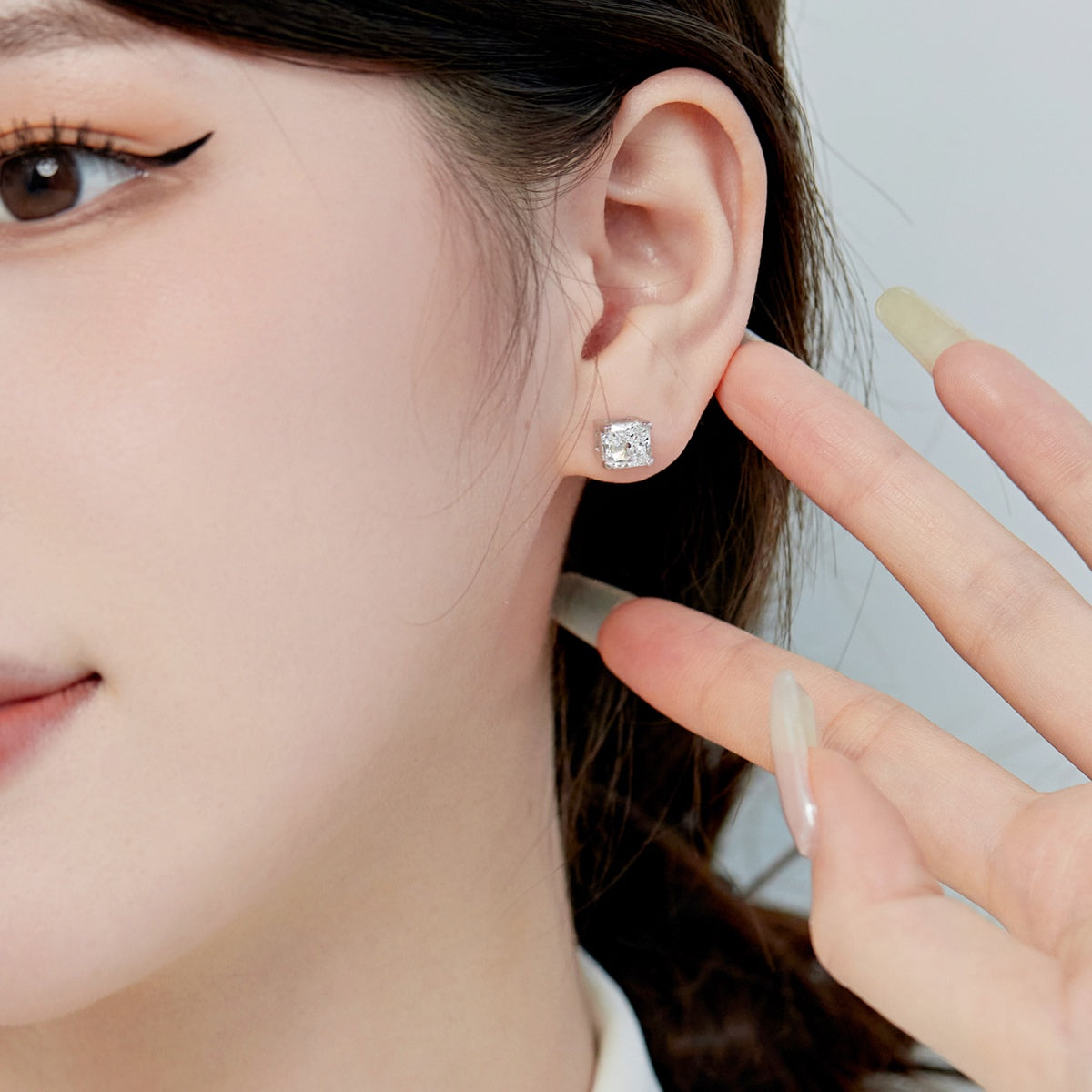 [AuraEcho]1.0 Carat Radiant Princess Cut Wedding Earrings