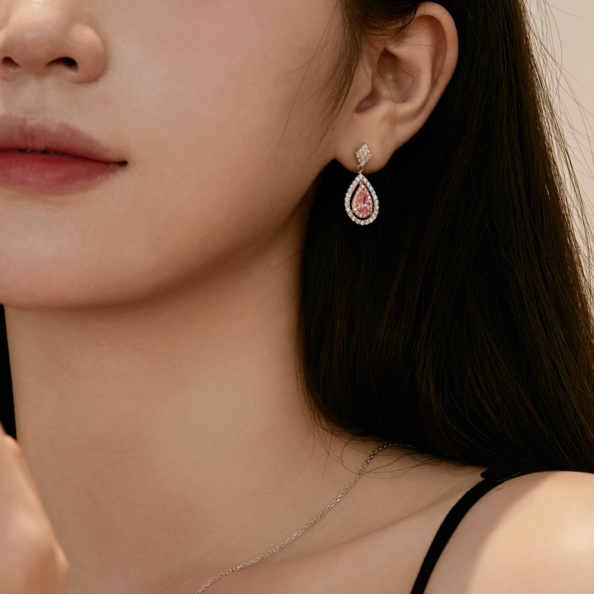 [AuraEcho]Ornate Delicate Water Drop Shape Banquet Earrings