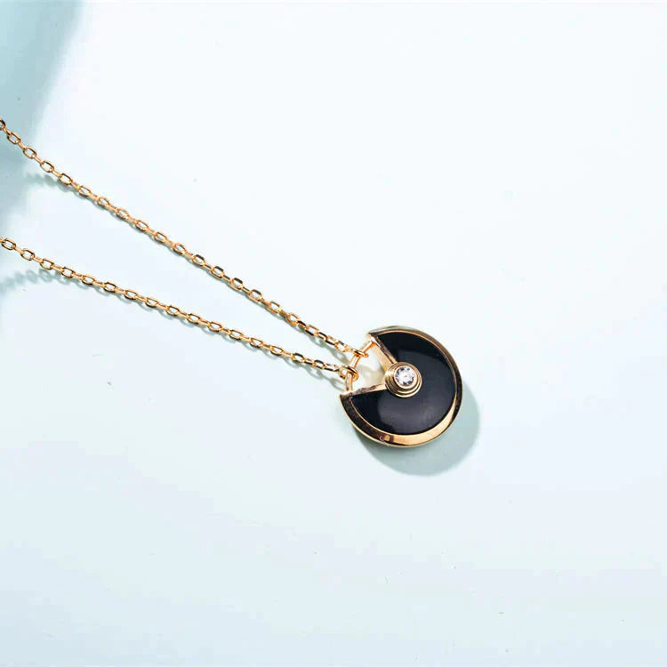 [AuraEcho]AMULETTE GOLD CARNELIAN ONYX NECKLACE
