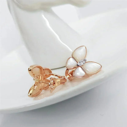 [AuraEcho]BUTTERFLY MOP DIAMOND EARRINGS
