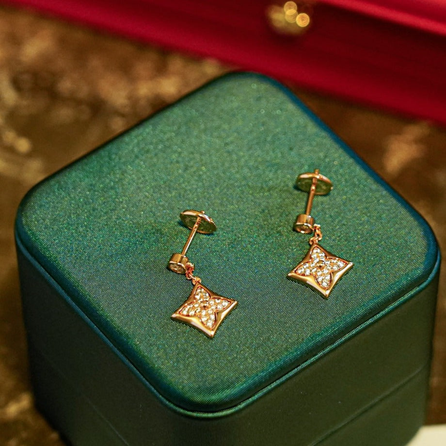 [AuraEcho]STAR DIAMONDS EARRINGS GOLD