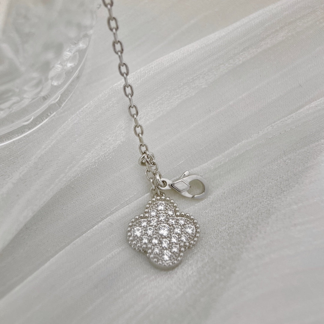 [AuraEcho]CLOVER 5 MOTIFS SILVER DIAMONDS NECKLACE
