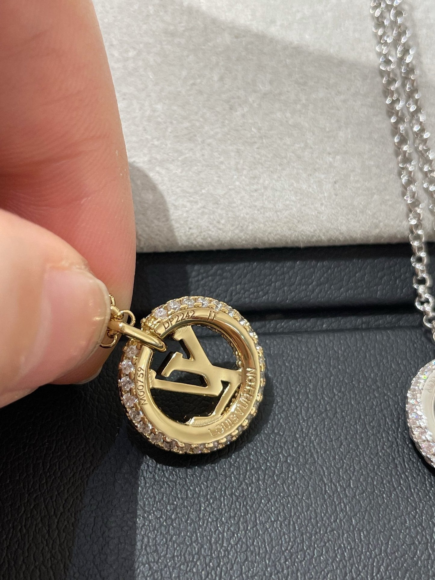 [AuraEcho]BY NIGHT DIAMOND PAVED NECKLACE