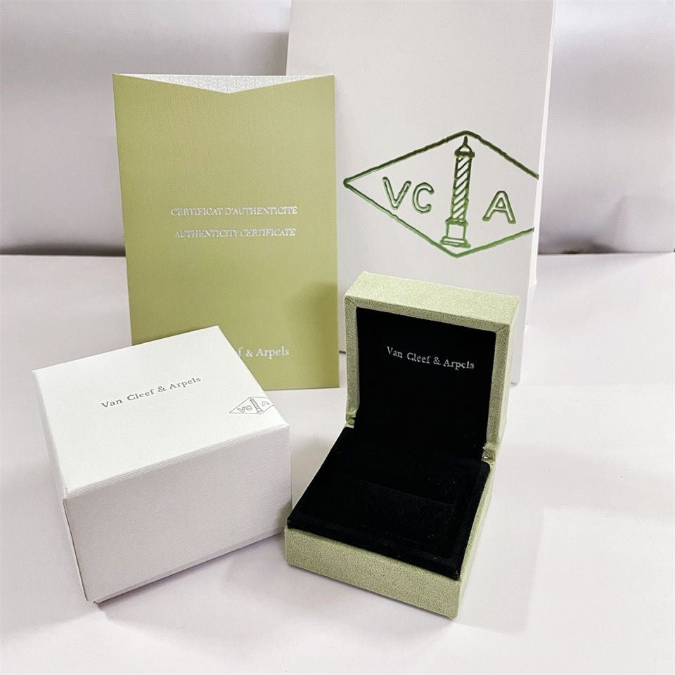 [AuraEcho]VA CLOVER BRACELET NECKLACE RING BOX GIFT BAG