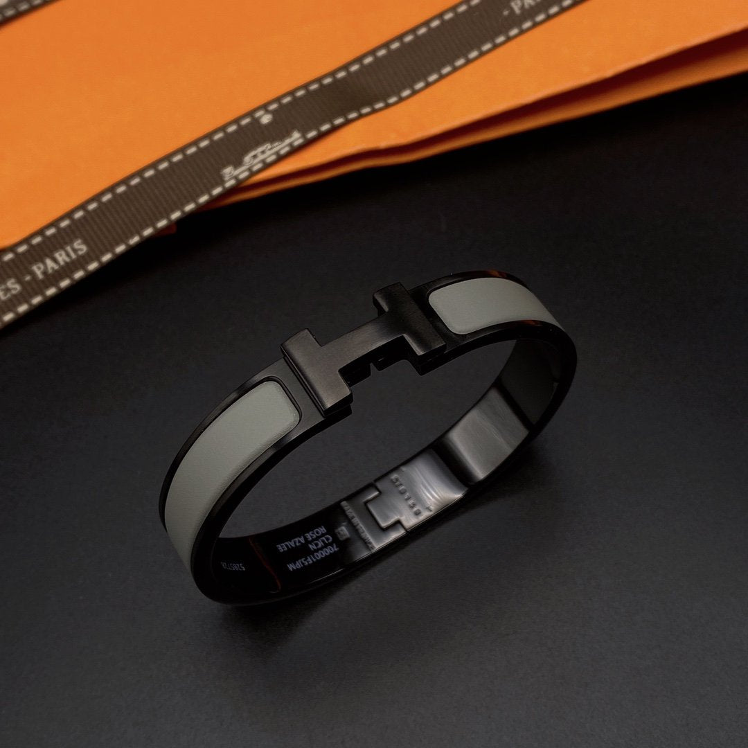 [AuraEcho]CLIC HM SO BLACK GREY BRACELET