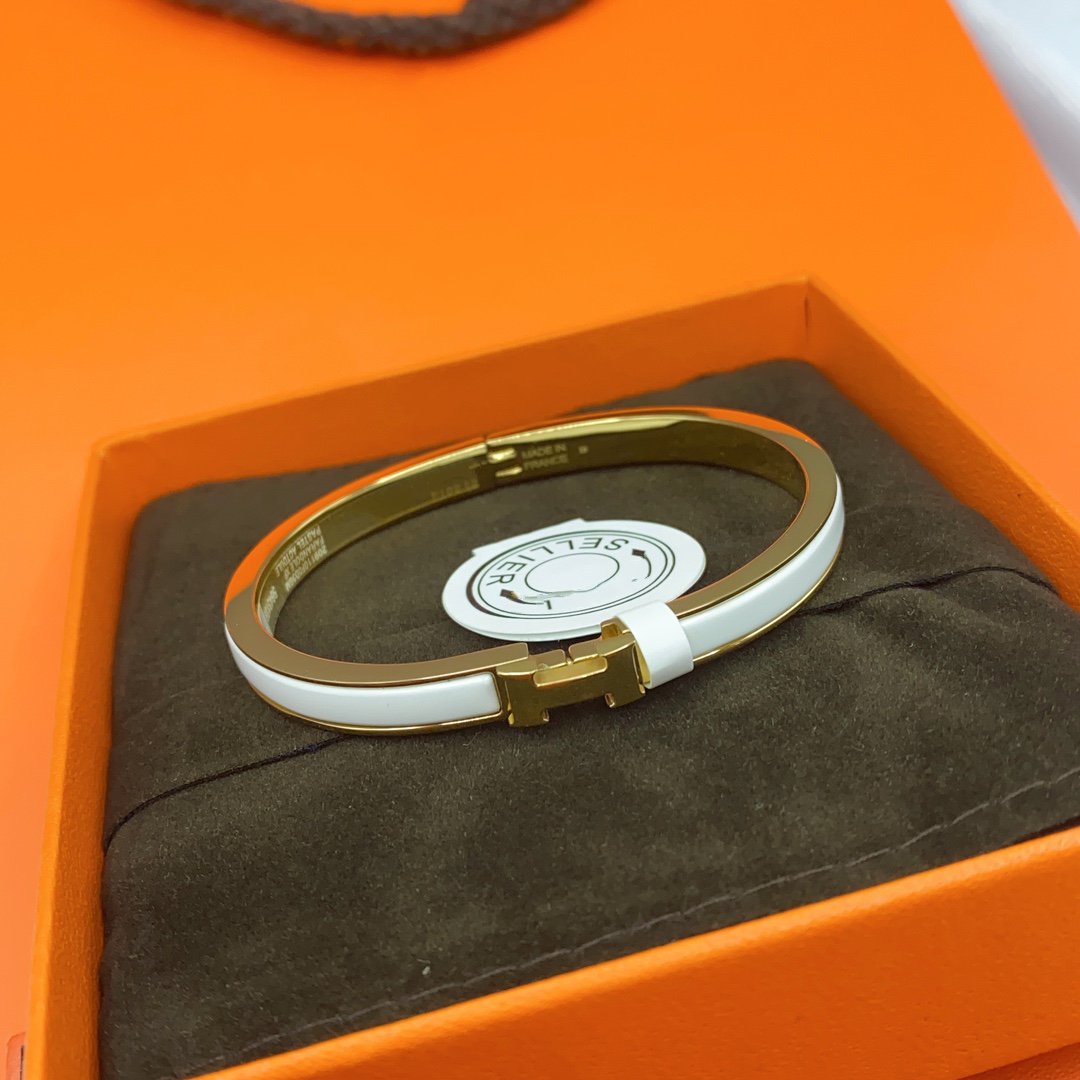 [AuraEcho]CLASSIC HM CLIC WHITE 8MM ENAMEL BRACELET